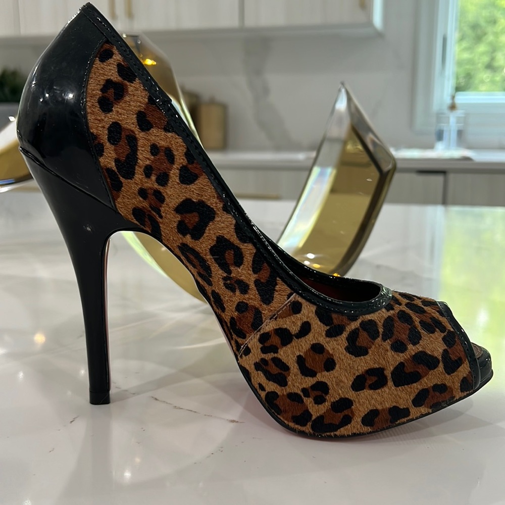 Patton, leather cheetah, print, high heels “ NEW “
